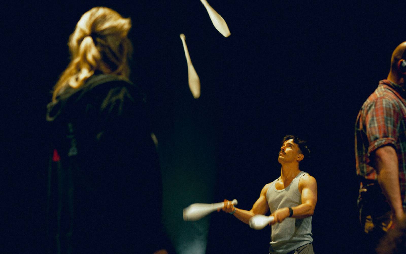 Shana Carroll observes juggler Pablo Pramparo during rehearsal of Passengers.